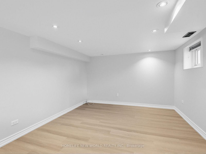 Lower - 41 Binswood Ave, Toronto, M4C 3N6 | Image 3