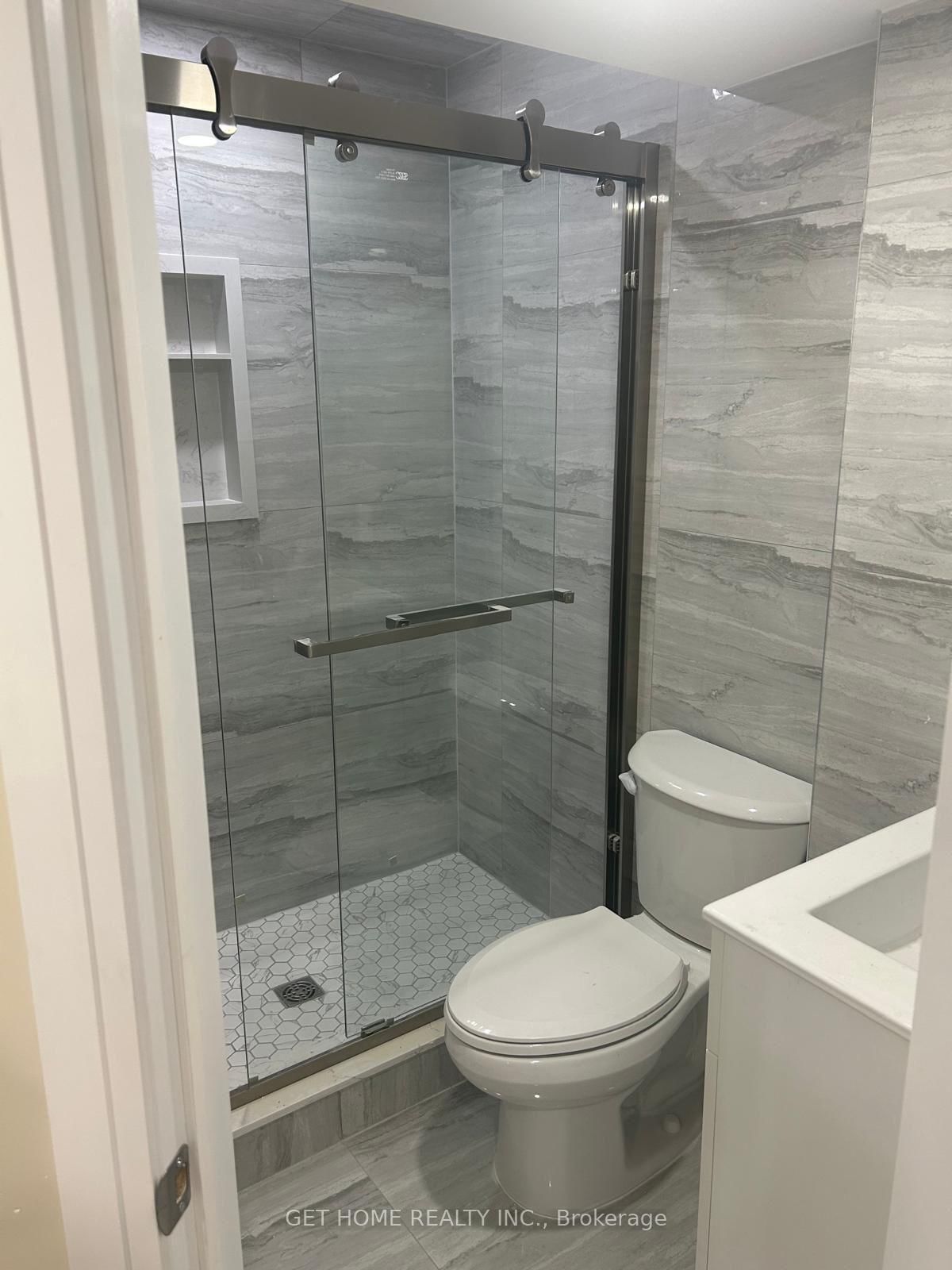 127 Micklefield Avenue, Unit Bsmt - Photo 13