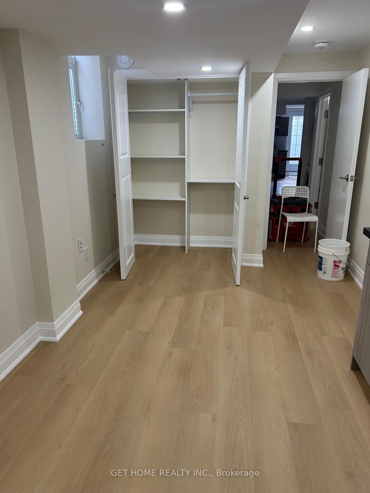 127 Micklefield Avenue, Unit Bsmt - Photo 3