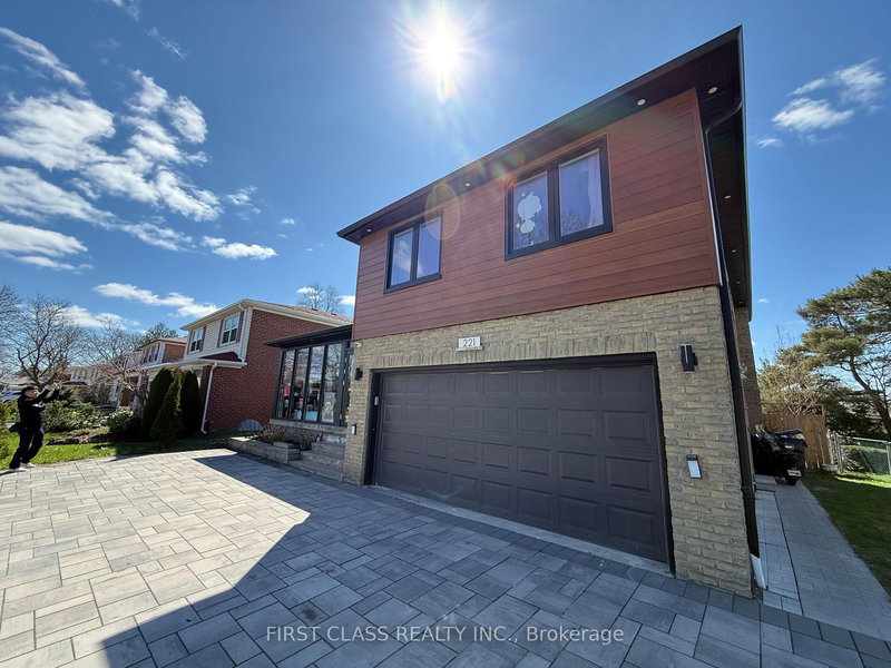 221 Chartland Blvd, Toronto, M1S 2S4 | Image 3
