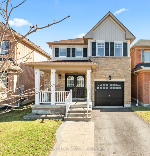 15 Donlevy Crescent