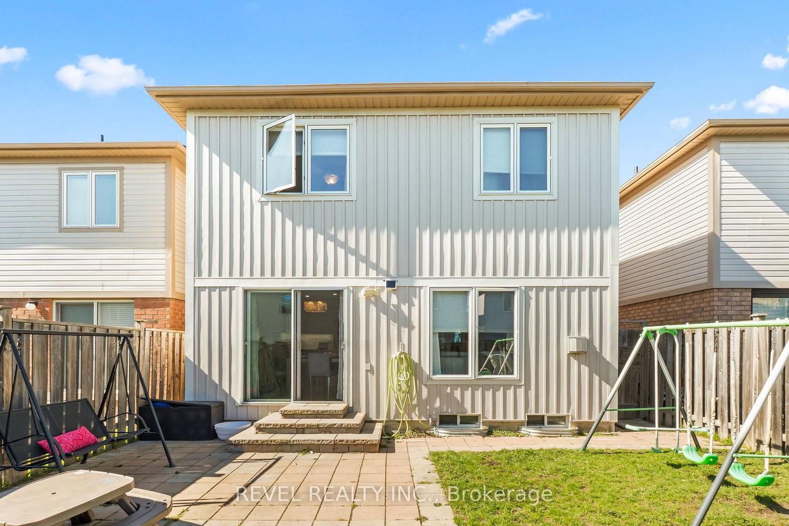 15 Donlevy Crescent - Photo 30
