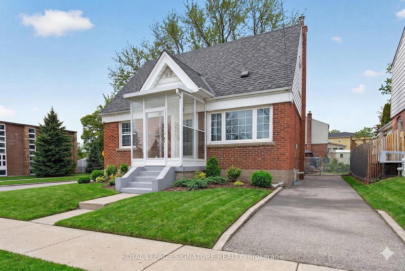 3244 St Clair Ave E, Toronto, M1L 1V8 | Image 2