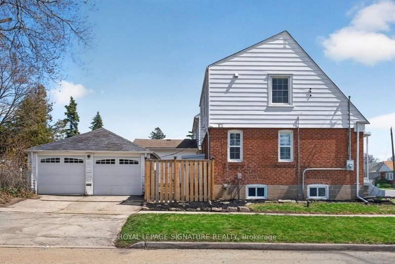 3244 St Clair Ave E, Toronto, M1L 1V8 | Image 3