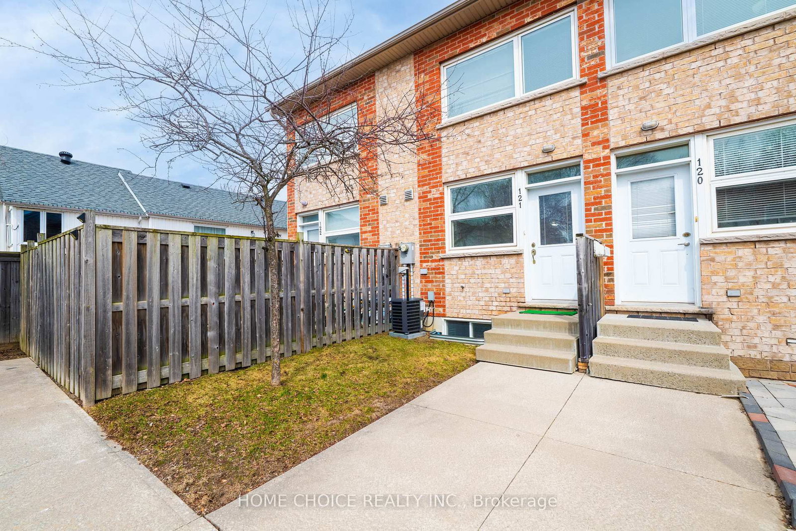 10 Fairwood Crescent, Unit 121 - Photo 21