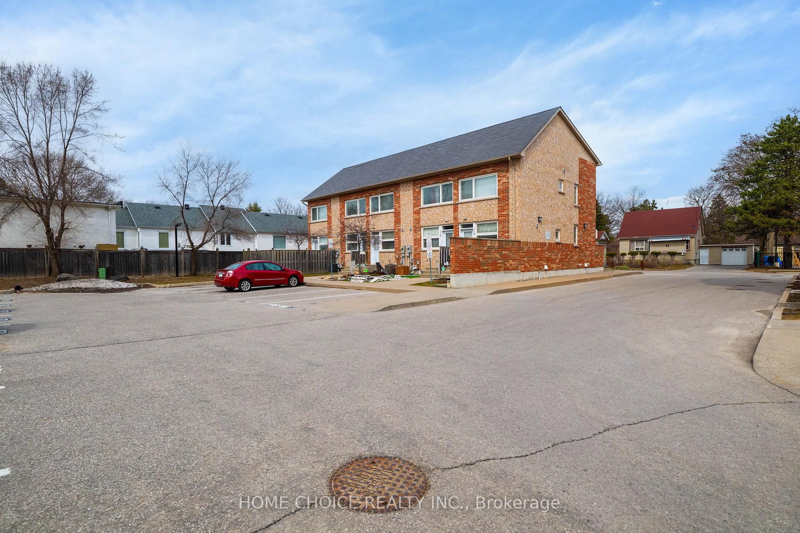 10 Fairwood Crescent, Unit 121 - Photo 24