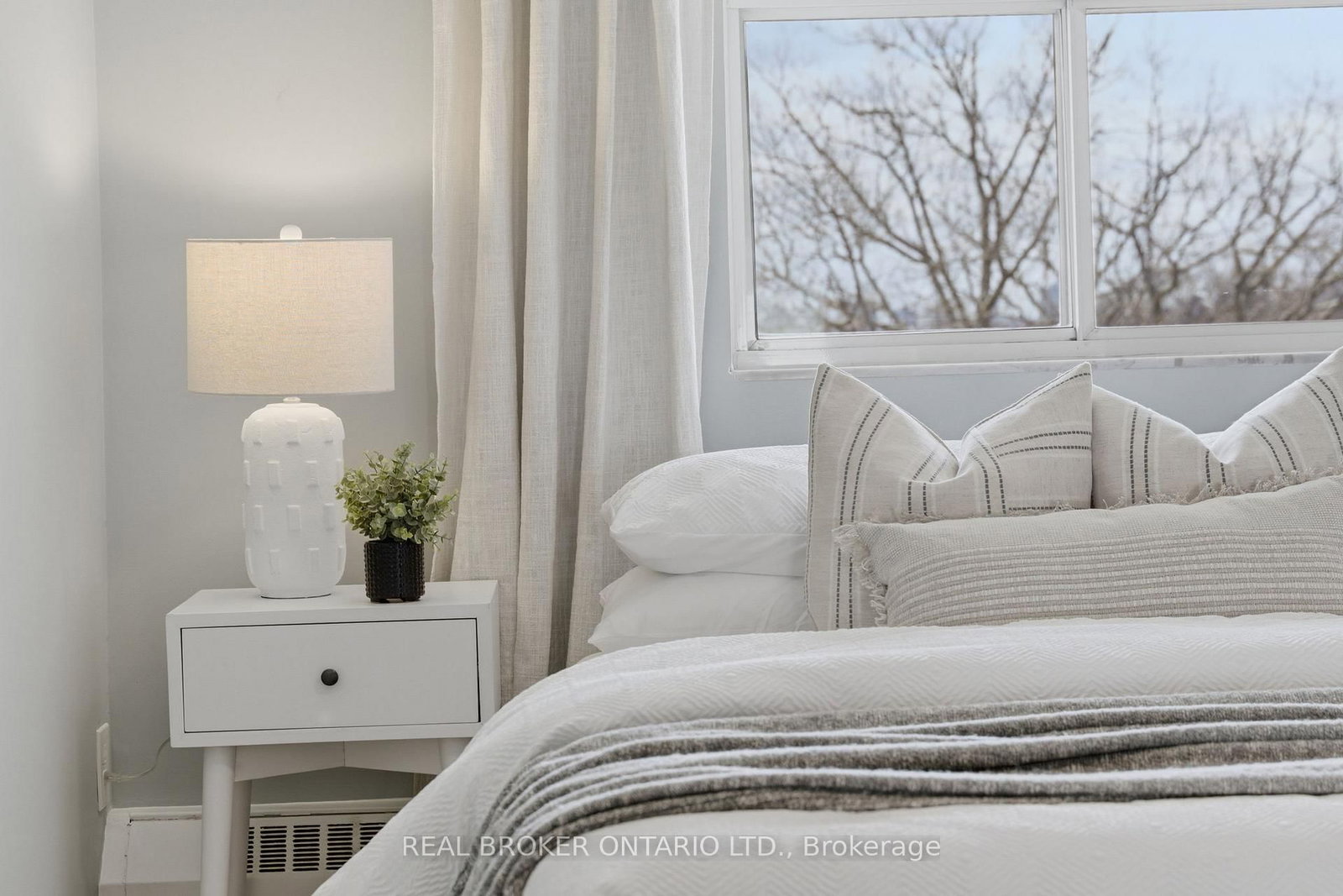 1071 Woodbine Avenue, Unit 306 - Photo 24