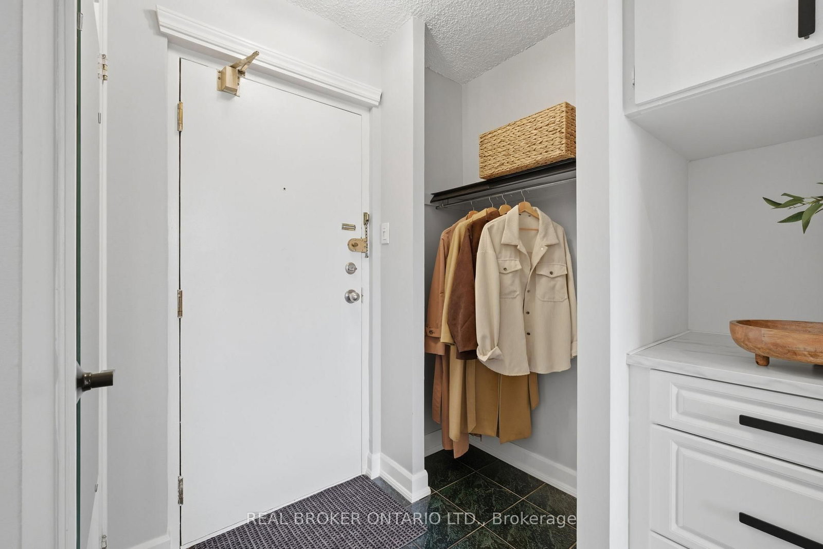 1071 Woodbine Avenue, Unit 306 - Photo 36