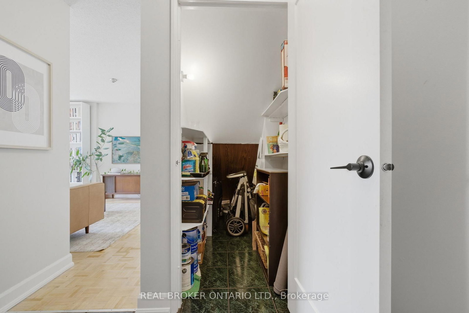 1071 Woodbine Avenue, Unit 306 - Photo 38