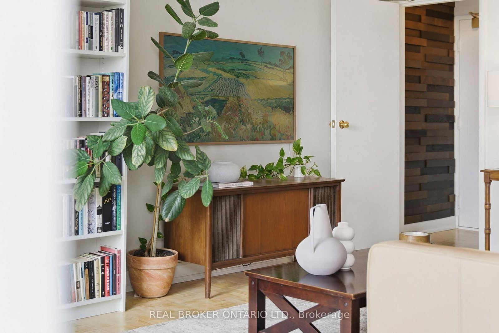 1071 Woodbine Avenue, Unit 306 - Photo 5