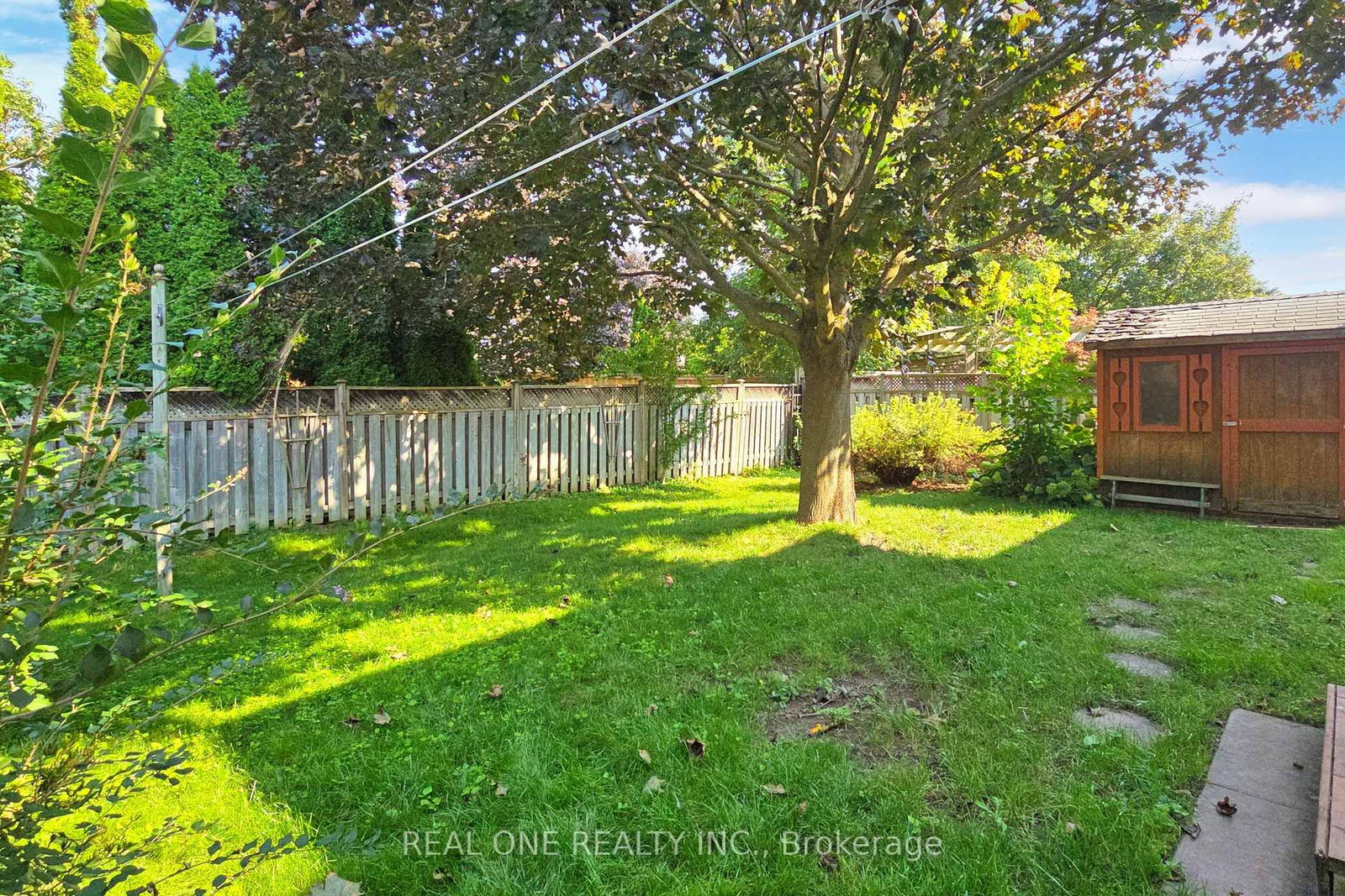 27 Gladiola Court E - Photo 14