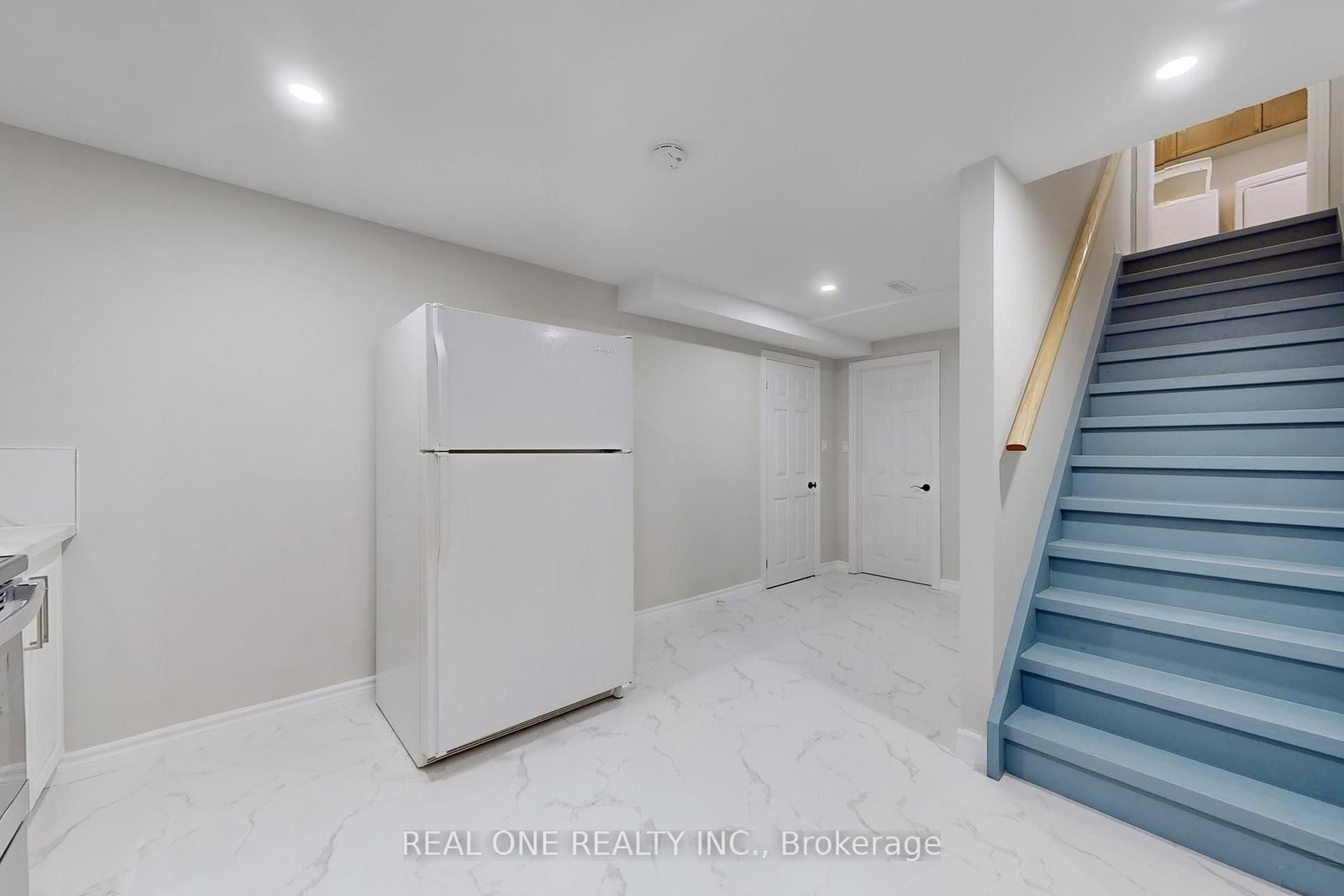 27 Gladiola Court E - Photo 5