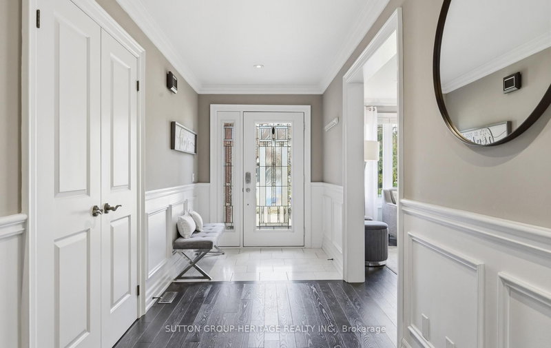 537 Charnwood Crt, Pickering, L1V 4Y5 | Image 3