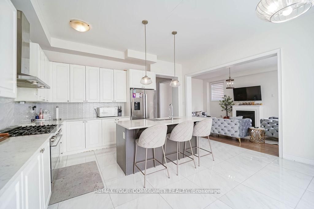 133 MARCEL BRUNELLE Drive - Photo 5