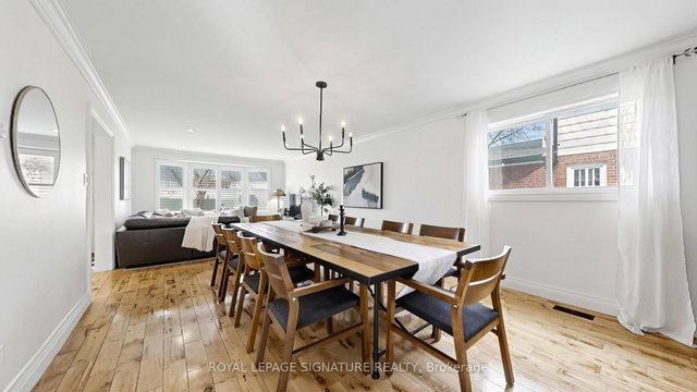 116 Oakmeadow Boulevard