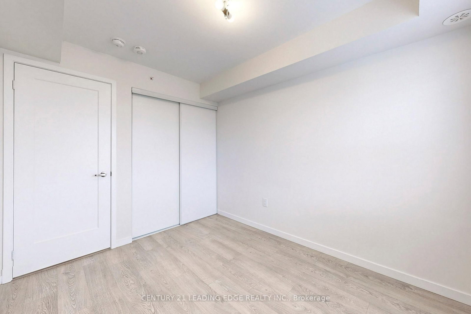 1711 Pure Springs Boulevard, Unit 124 - Photo 32