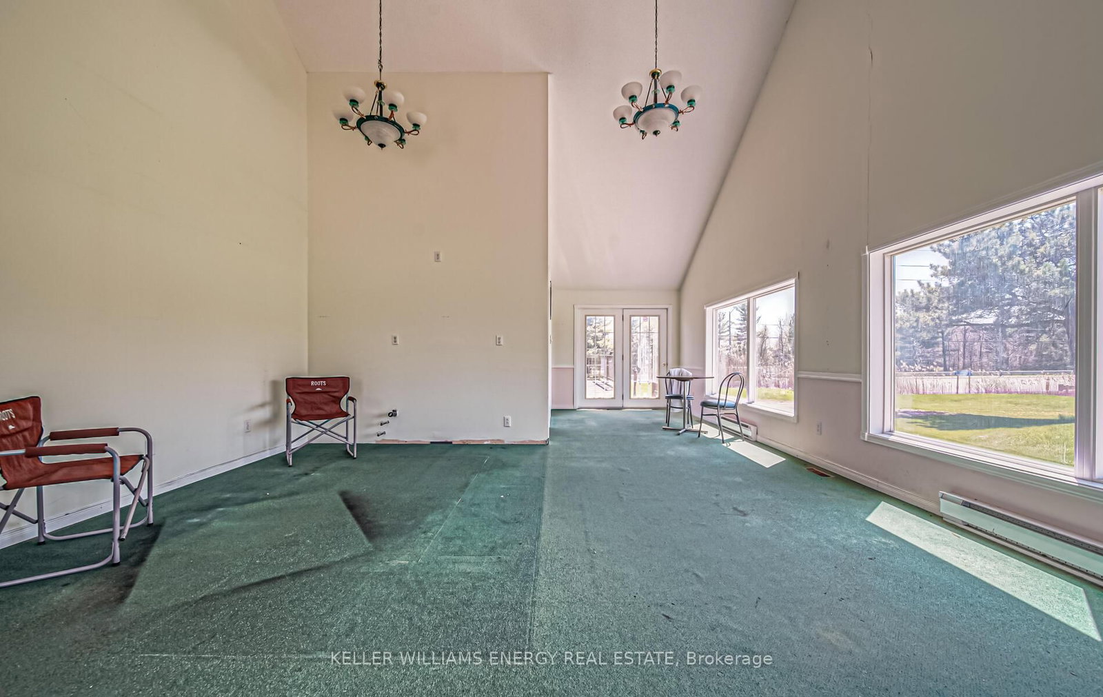 560 Taunton Road W - Photo 15