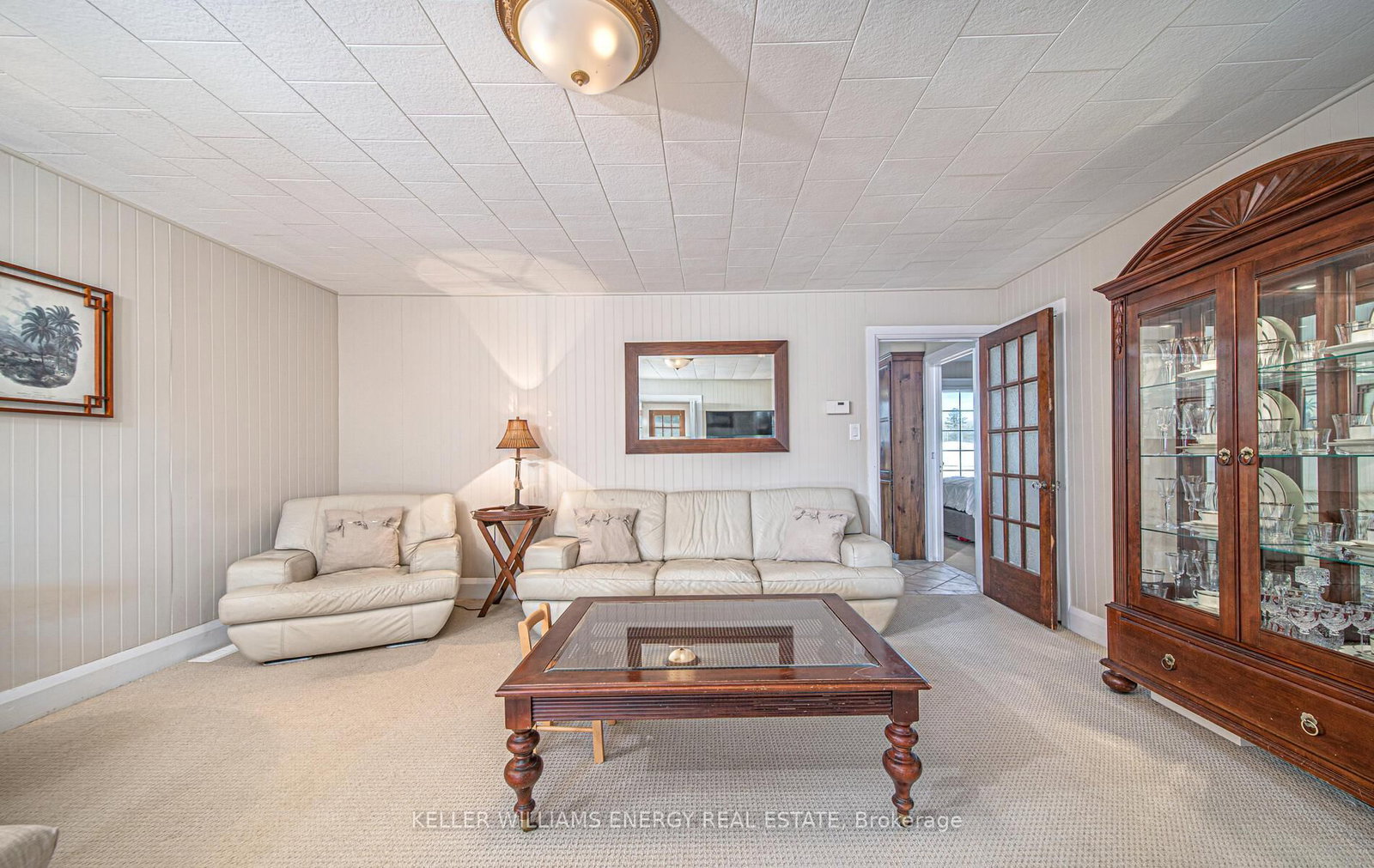 560 Taunton Road W - Photo 24