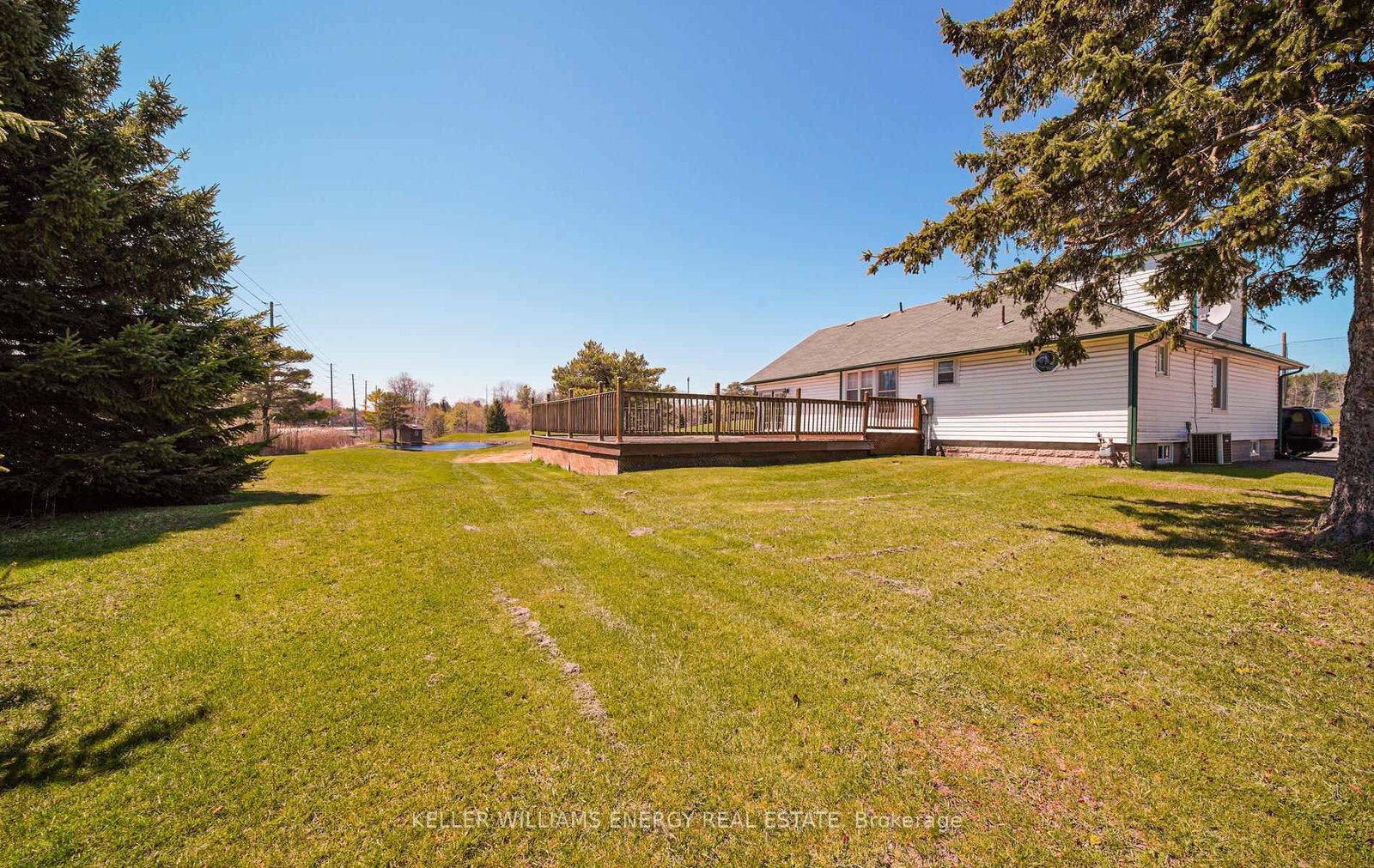 560 Taunton Road W - Photo 8