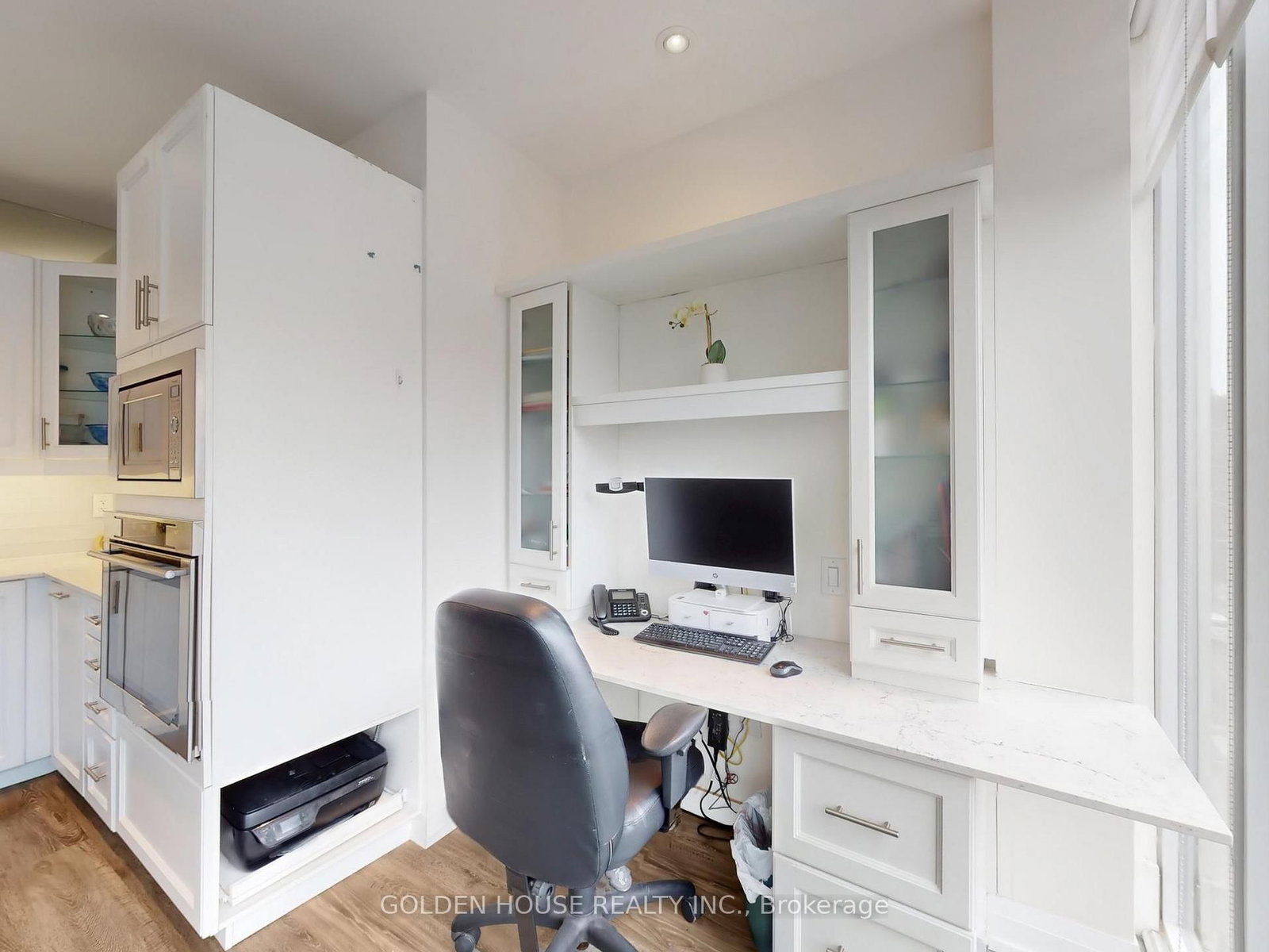 200 Woodbine Avenue, Unit 403 - Photo 6