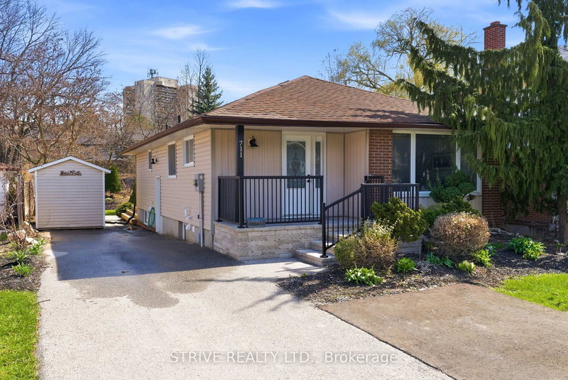 711 Central Park Blvd N, Oshawa, L1G 6A8 | Image 2