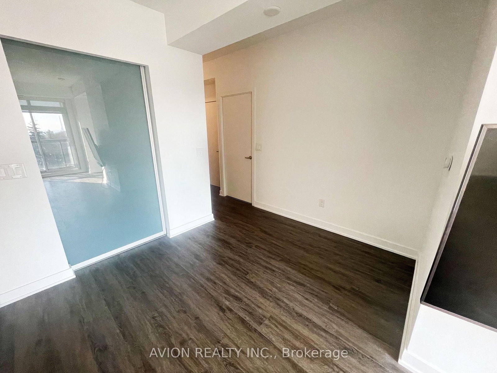 630 Greenwood Avenue, Unit 504 - Photo 12