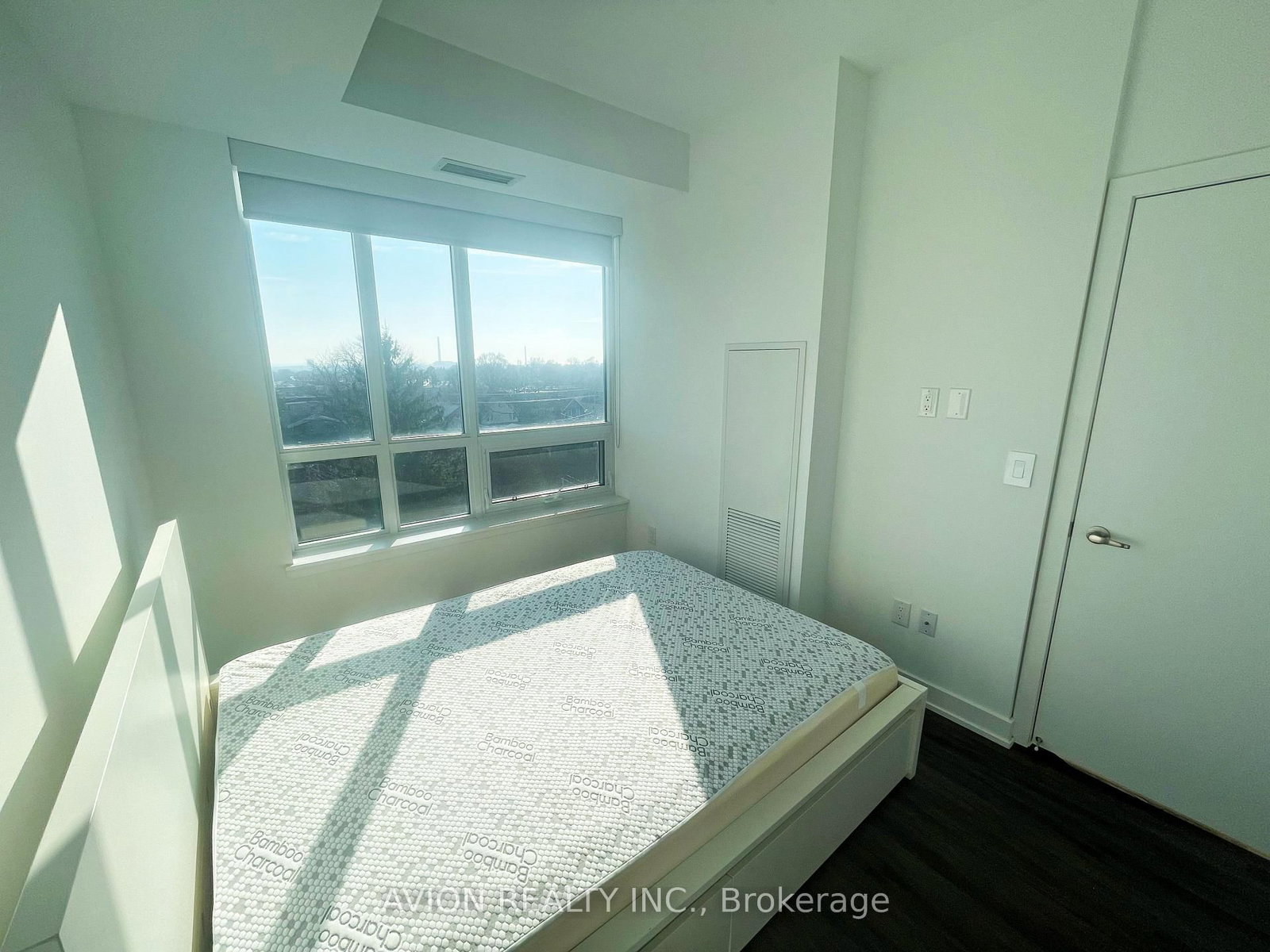 630 Greenwood Avenue, Unit 504 - Photo 15