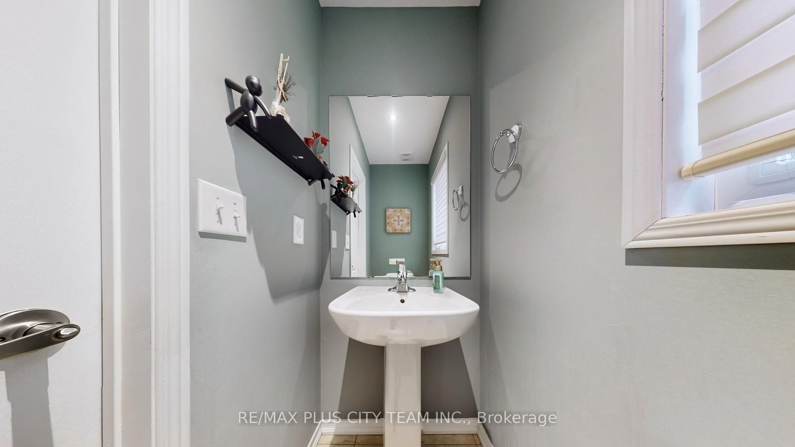 16 Edison Way - Photo 23