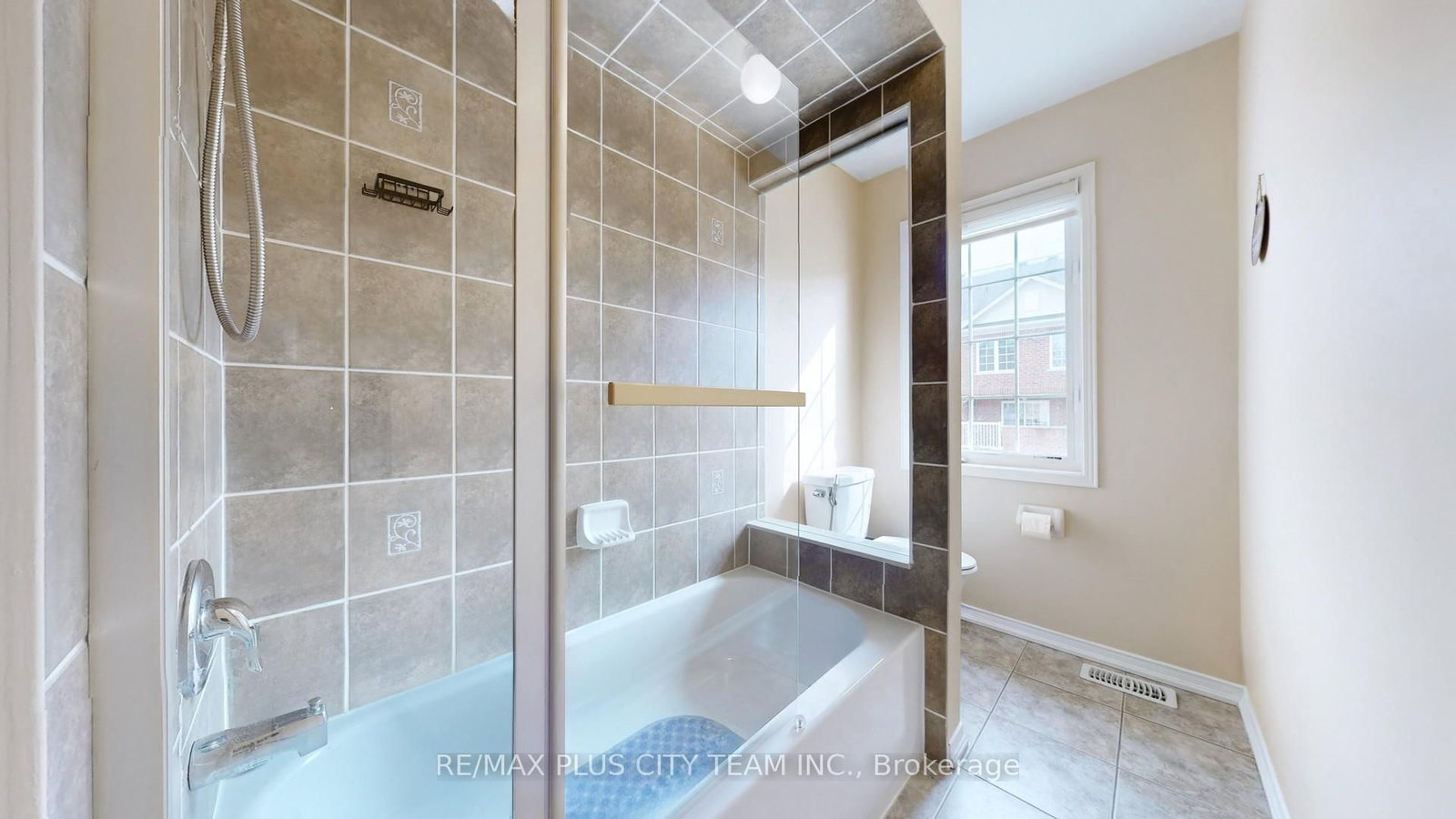 16 Edison Way - Photo 32