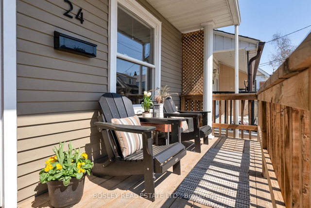 24 Queensdale Avenue