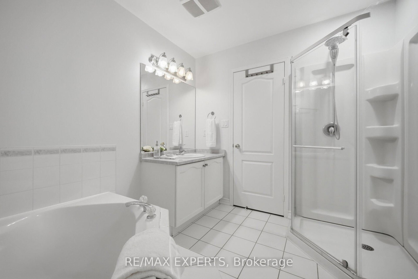 1995 Royal Road, Unit 112 - Photo 21