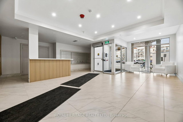 309 - 50 Lakebreeze Drive