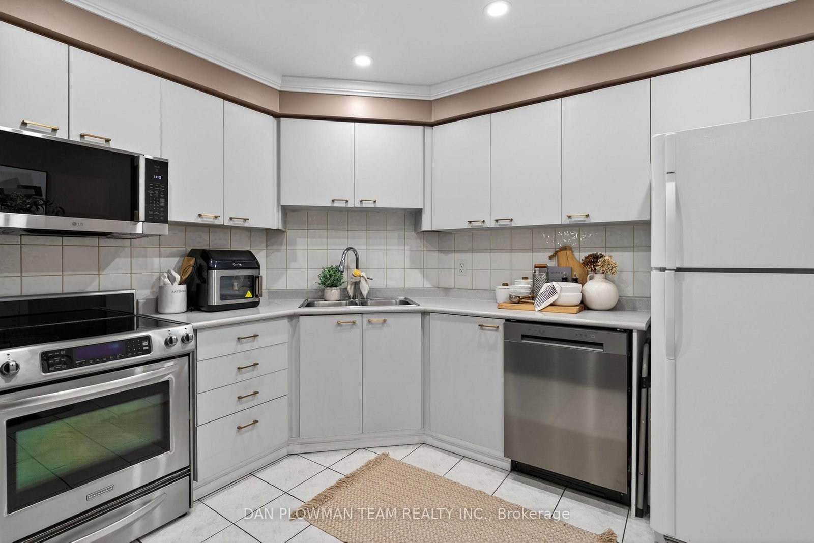 1400 The Esplanade Street N, Unit 609 - Photo 10