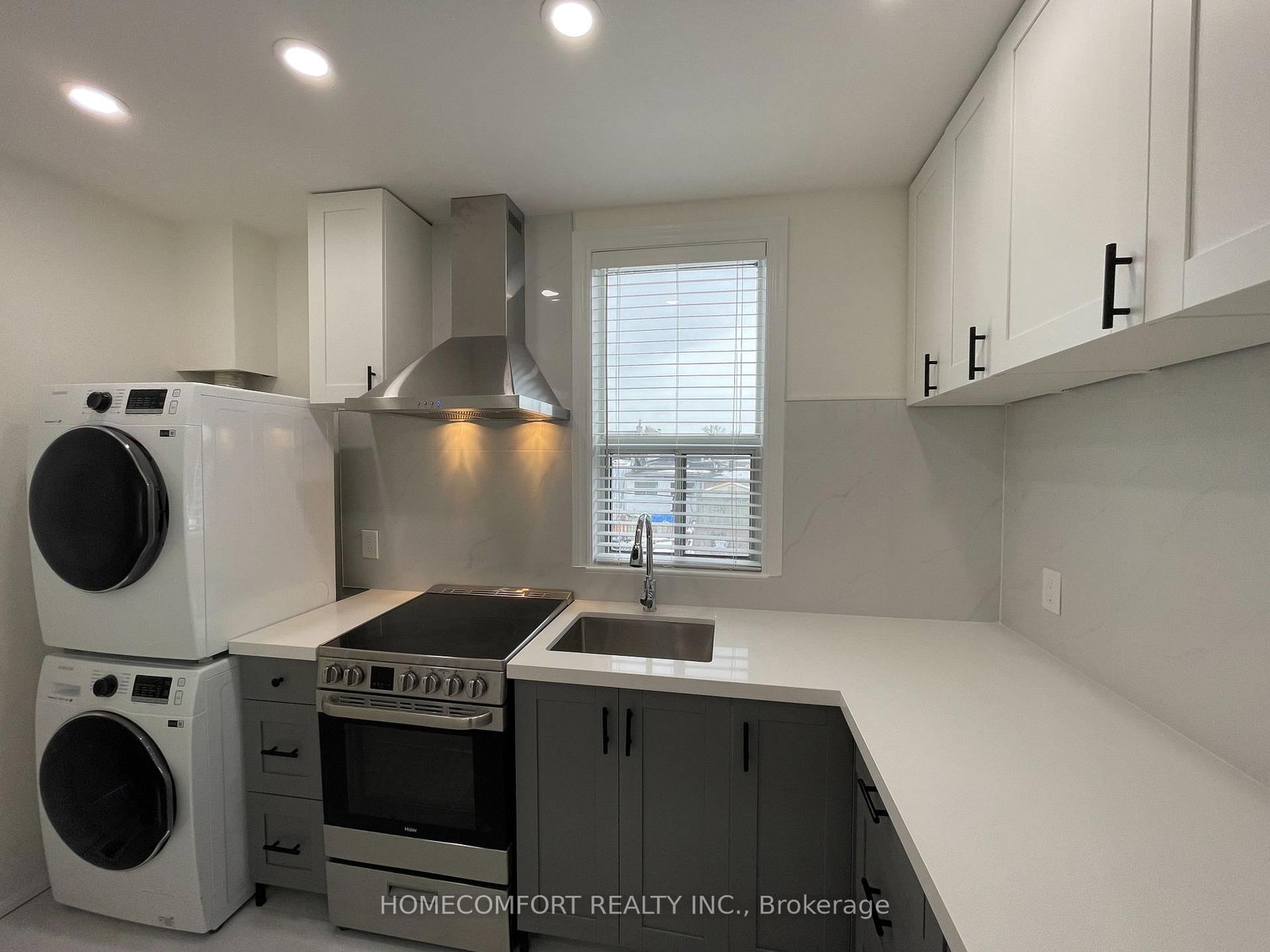 33 Strathmore Boulevard, Unit Upper - Photo 10