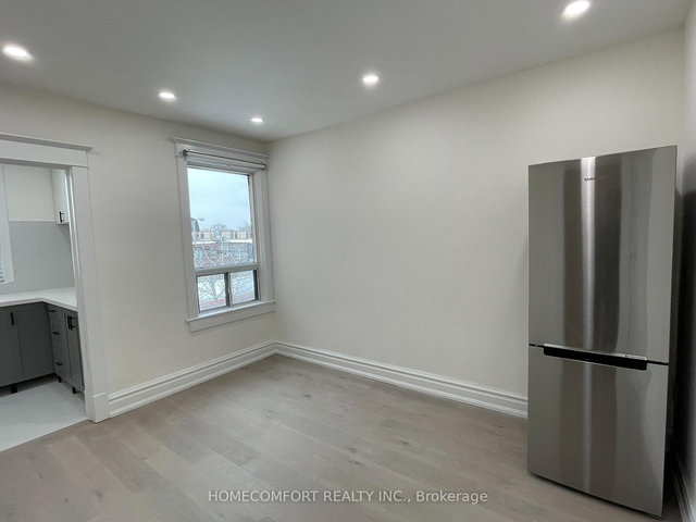 Upper - 33 Strathmore Boulevard