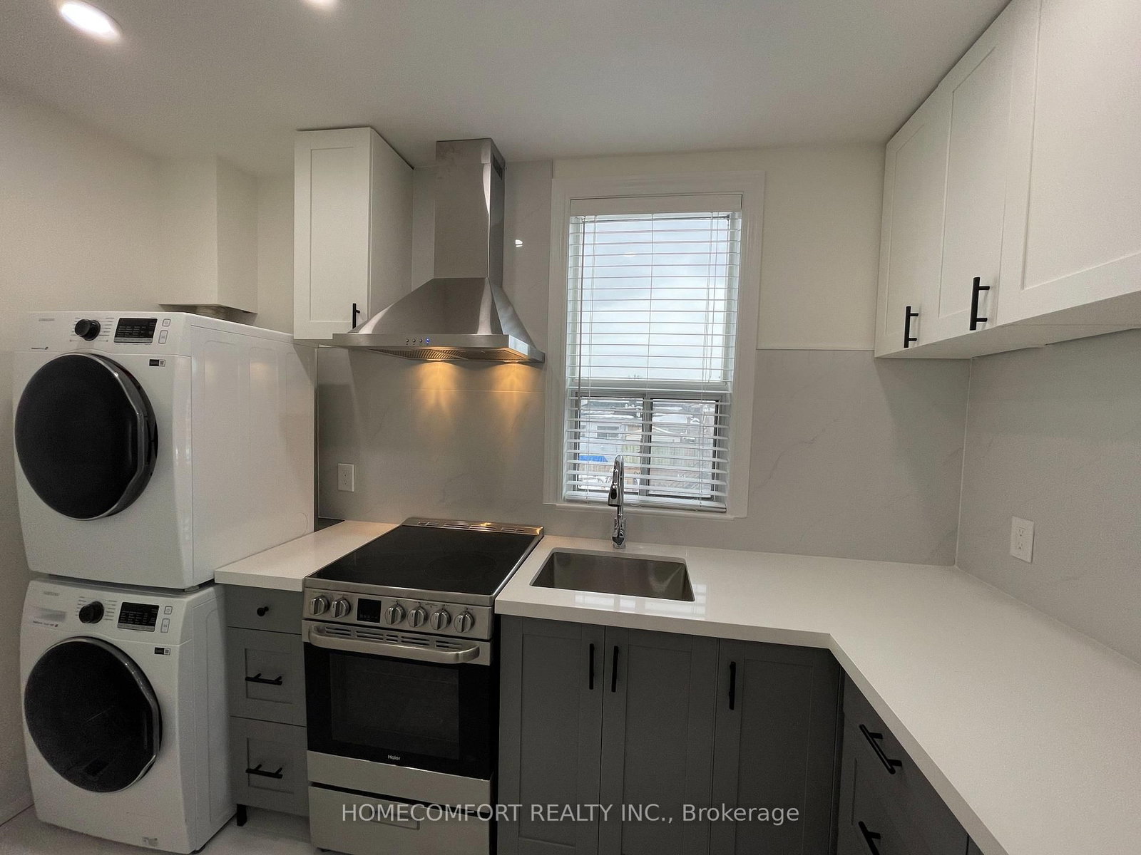 33 Strathmore Boulevard, Unit Upper - Photo 8