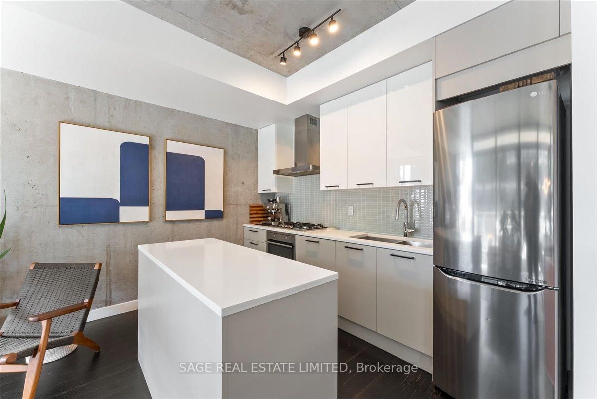 90 Broadview Avenue, Unit 608 - Photo 14