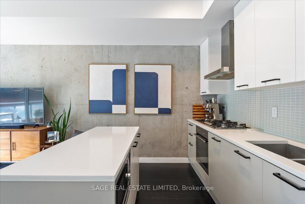 90 Broadview Avenue, Unit 608 - Photo 19