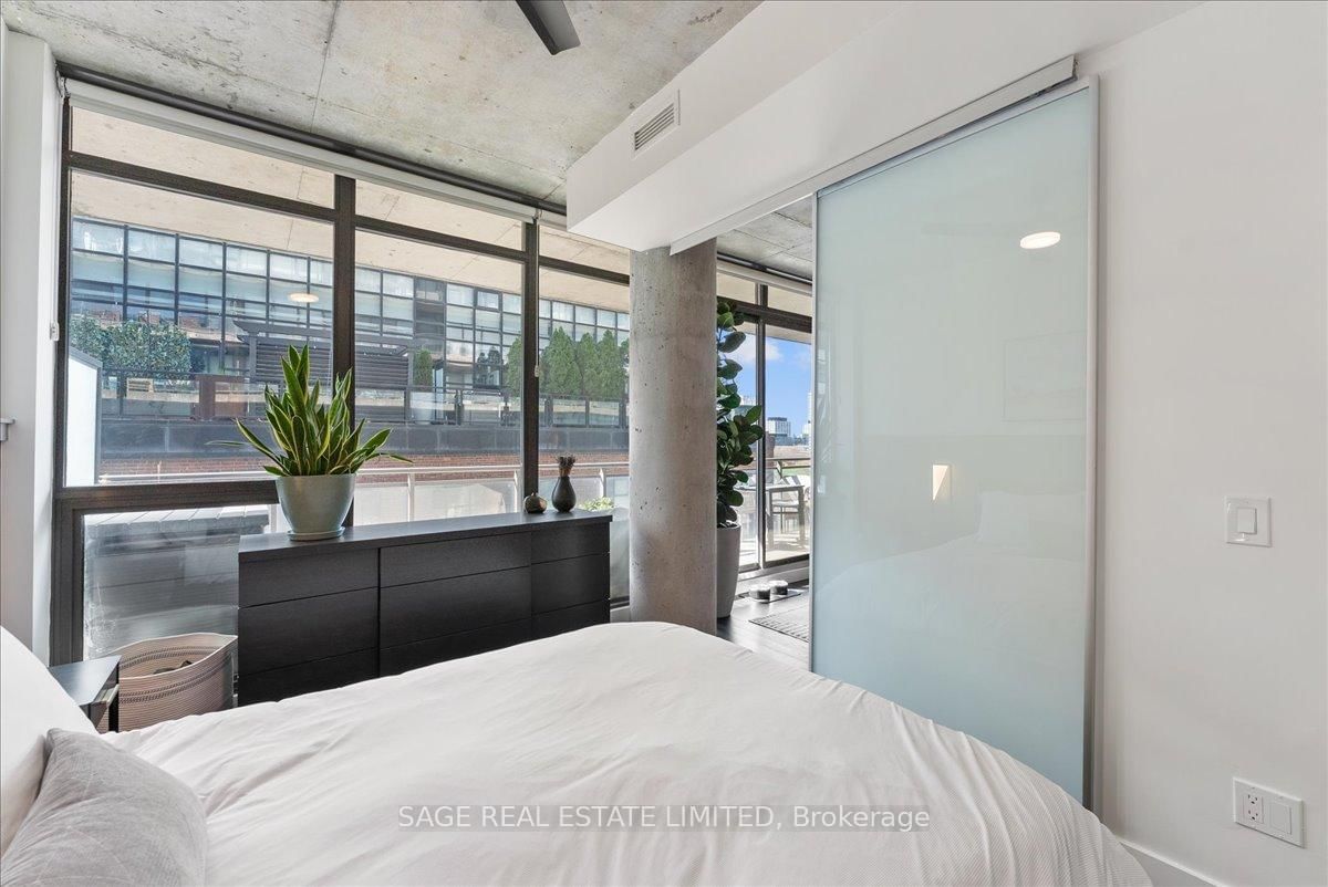 90 Broadview Avenue, Unit 608 - Photo 24