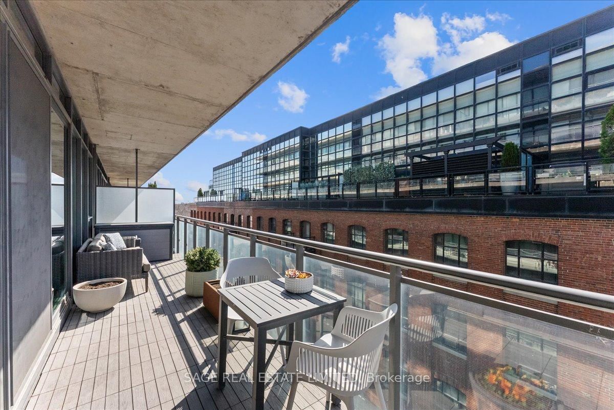 90 Broadview Avenue, Unit 608 - Photo 36