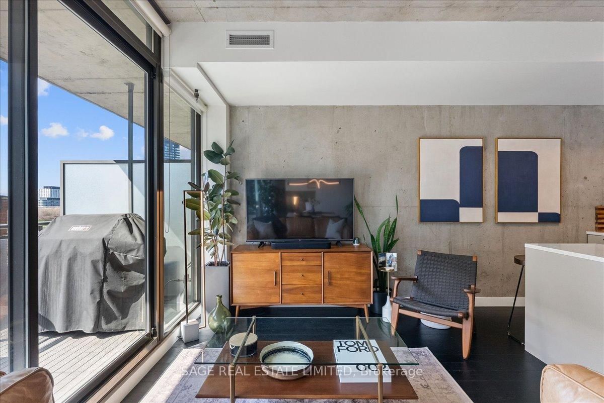 90 Broadview Avenue, Unit 608 - Photo 9