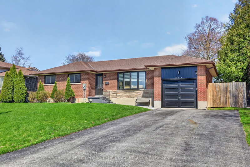 859 Westdale St, Oshawa, L1J 5C2 | Image 2