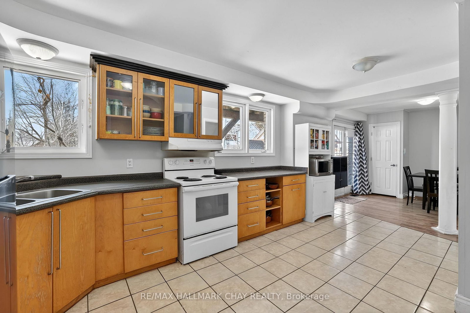 704 Brock Street S - Photo 18