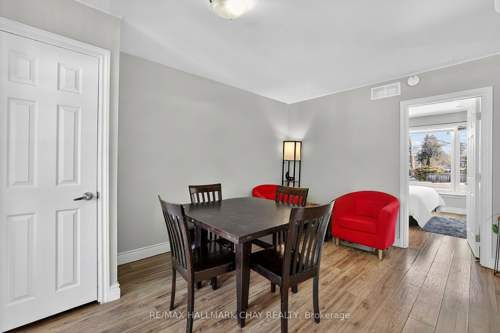 704 Brock Street S - Photo 21