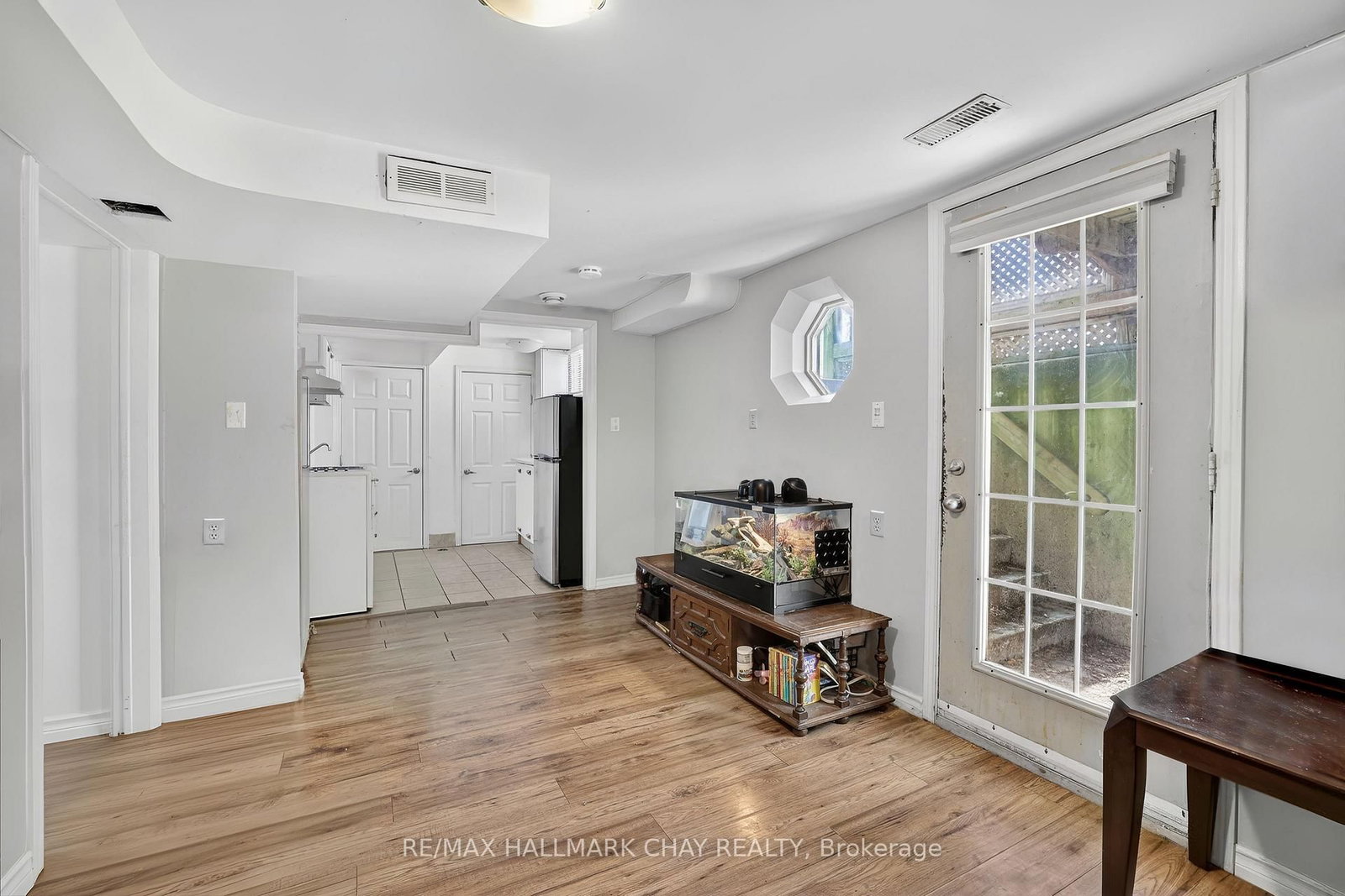 704 Brock Street S - Photo 28