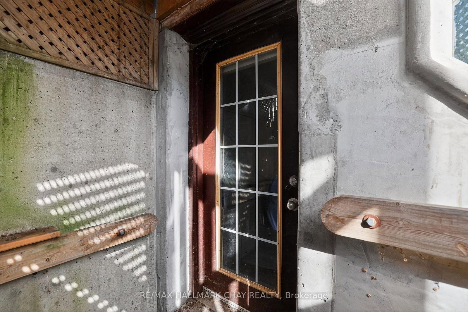 704 Brock Street S - Photo 29