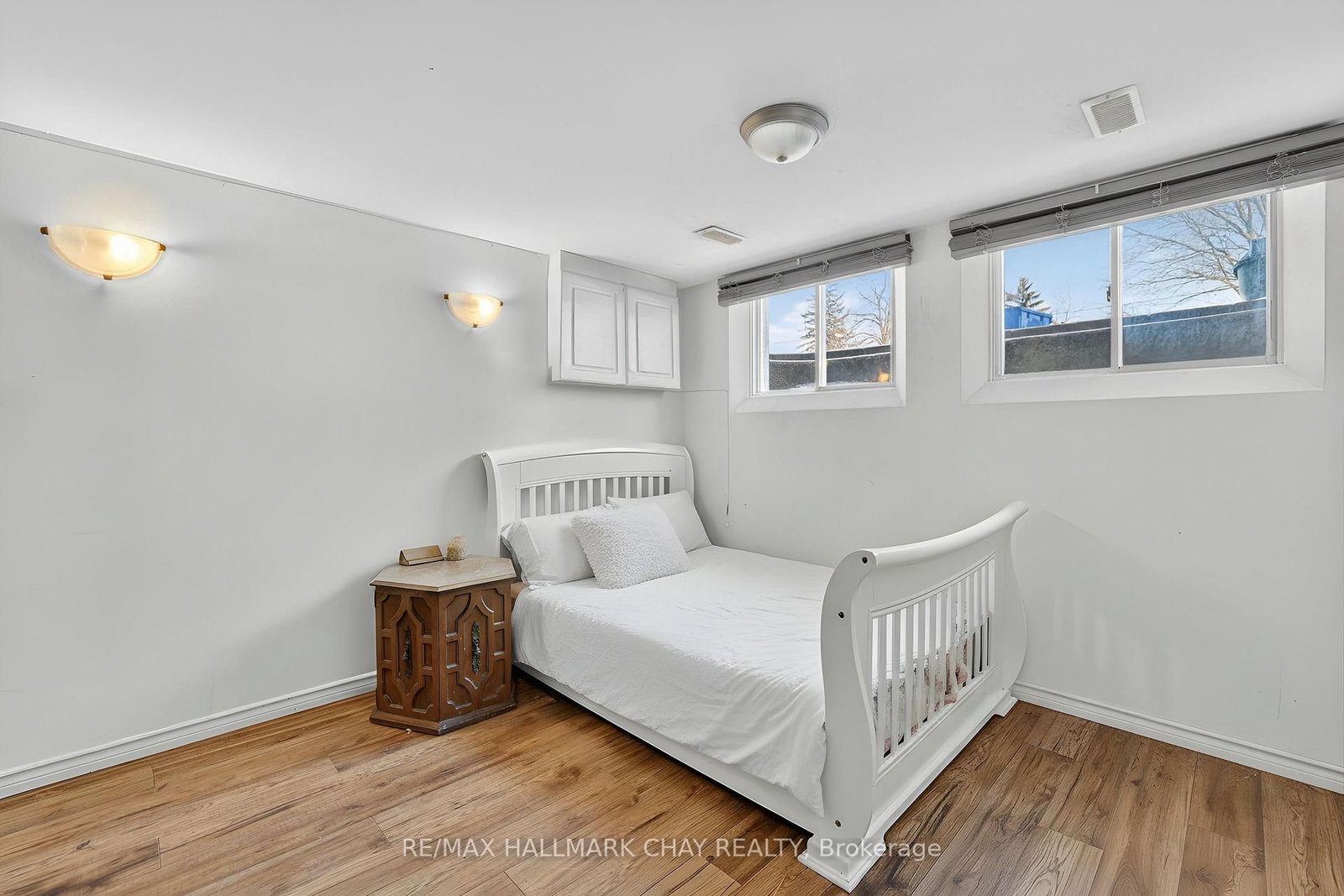 704 Brock Street S - Photo 31