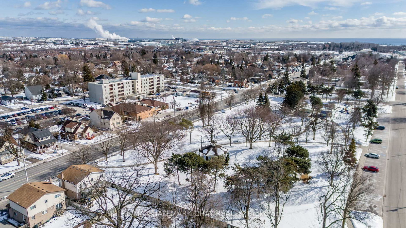 704 Brock Street S - Photo 40