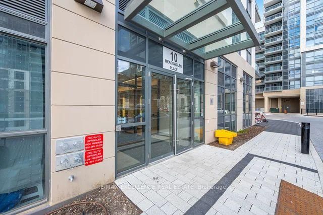 309 - 10 Meadowglen Pl, Toronto, M1G 0A8 | Image 2