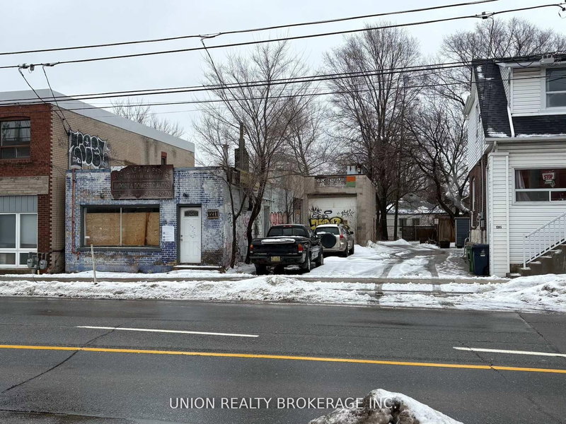 1211 Woodbine Ave, Toronto, M4C 4E1 | Image 3